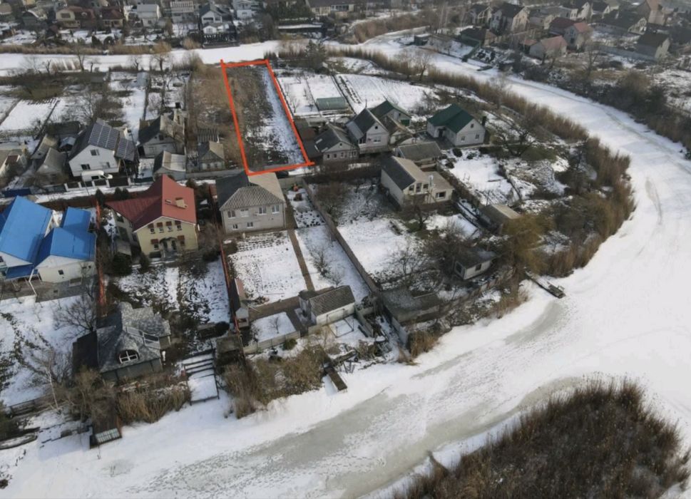 Продам  участок у реки в Подгородном !! ( С. )