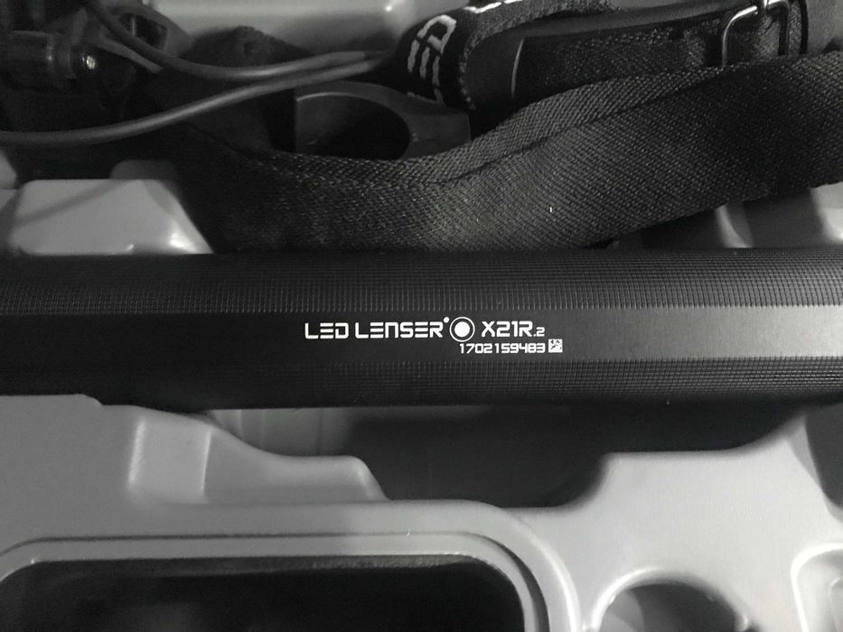X21R.2 Lanterna RECARREGÁVEL Ledlenser 3200 Lúmens