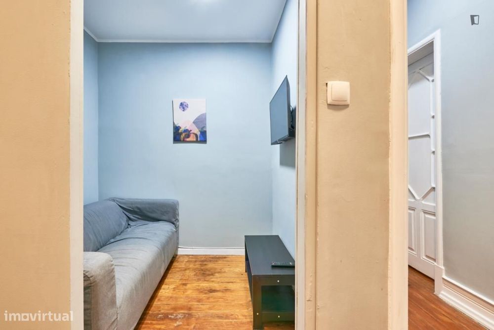 Quarto - localizado em Entrecampos Lisbon