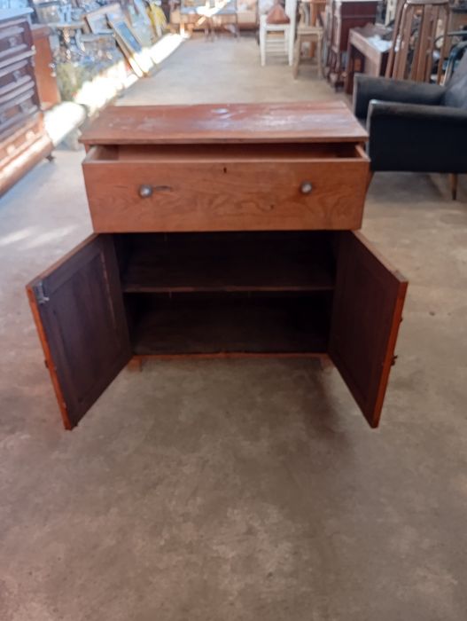 Vendo este móvel muito bonito bom estado