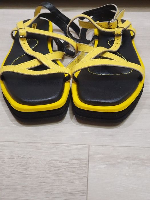 Легесенькі босоніжки на літо