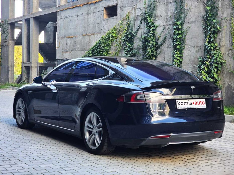 Продам  Tesla Model S 2014. Можна в розстрочку, під викуп.