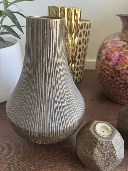 Conjunto de jarras e objetos decor - AREA