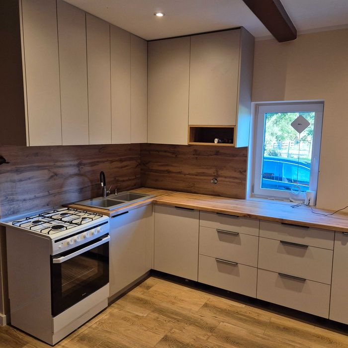 Montaż mebli Ikea/Stolarz/usługi meblarskie