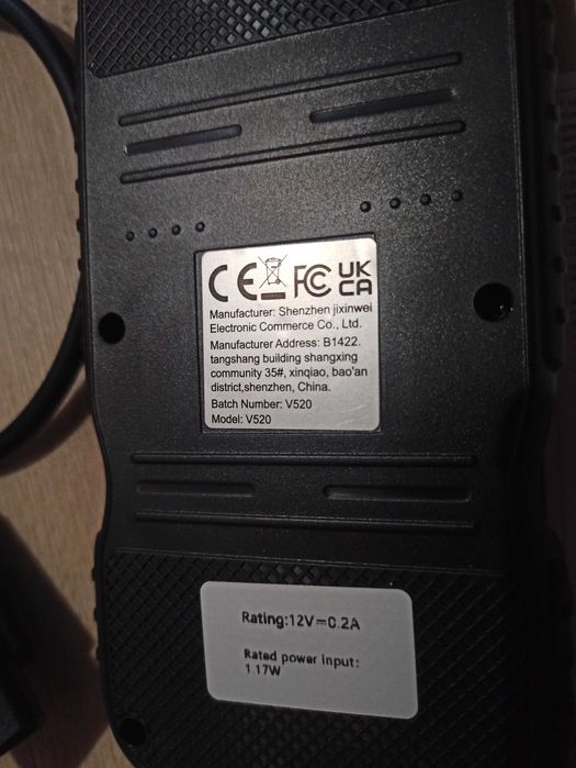 Продам автомобильный диагностический сканер OBD II V520