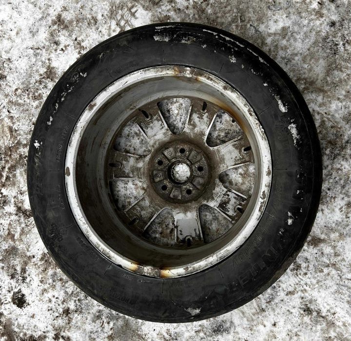 диск таурег Touareg R-18, розболтовка 5x120 (б/в)