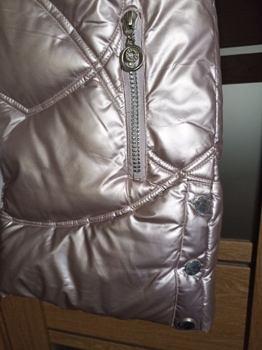 Зимова курта розмір на 6-7 років