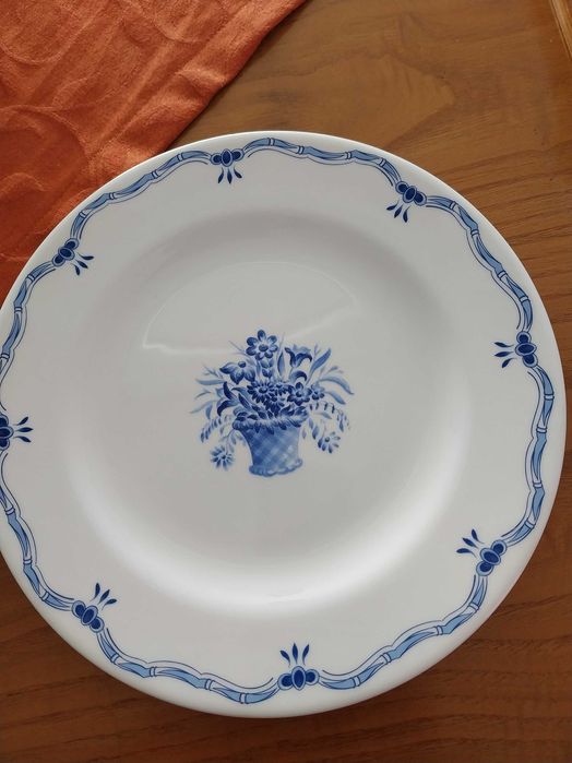 Serviço Louça marca ema