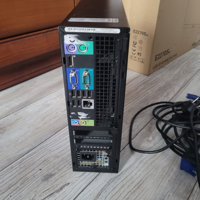 Sprzedam komputer stacjonarny