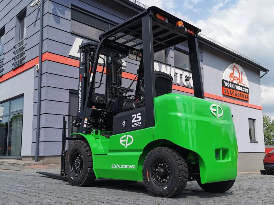 EP EFL252  Nowy wózek widłowy elektryczny EP EFL252 (bateria Li-ION, 2,5t, 4,8m)
