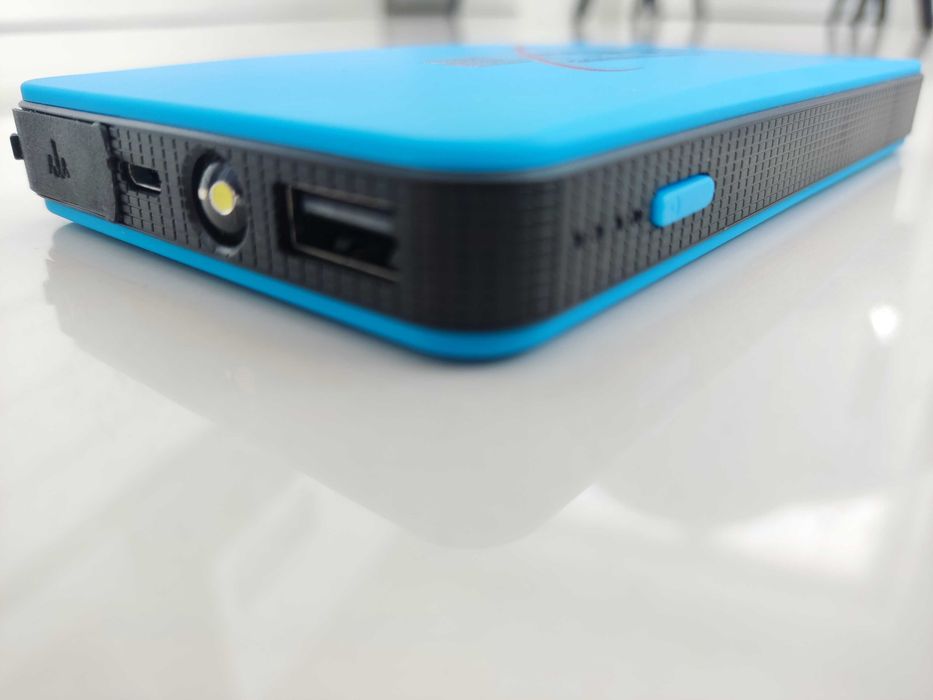 Urządzenie Rozruchowe  12000 mAh Powerbank 12V Starter Booster ZESTAW