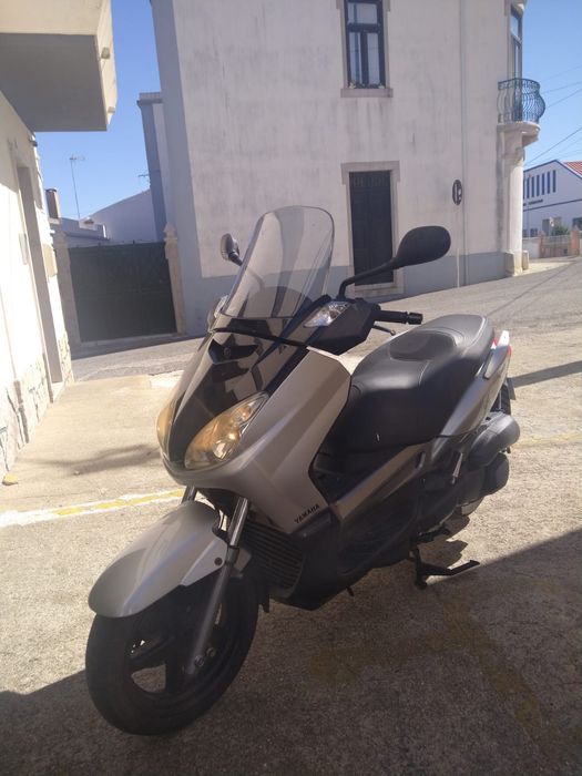 Yamaha xmax  250