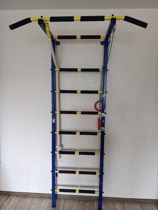 Шведская стенка с матом