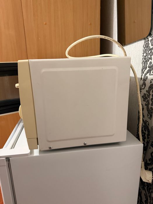 Мікрохвильова піч HANSA