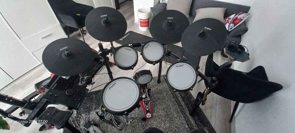 Perkusja elektroniczna Alesis CRIMSON II +Stołek+Słuchawki+Pałki+Stopa