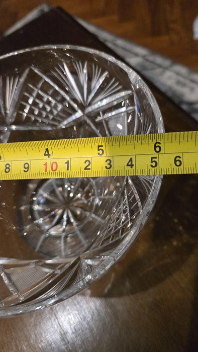 Cukiernica kryształowa.