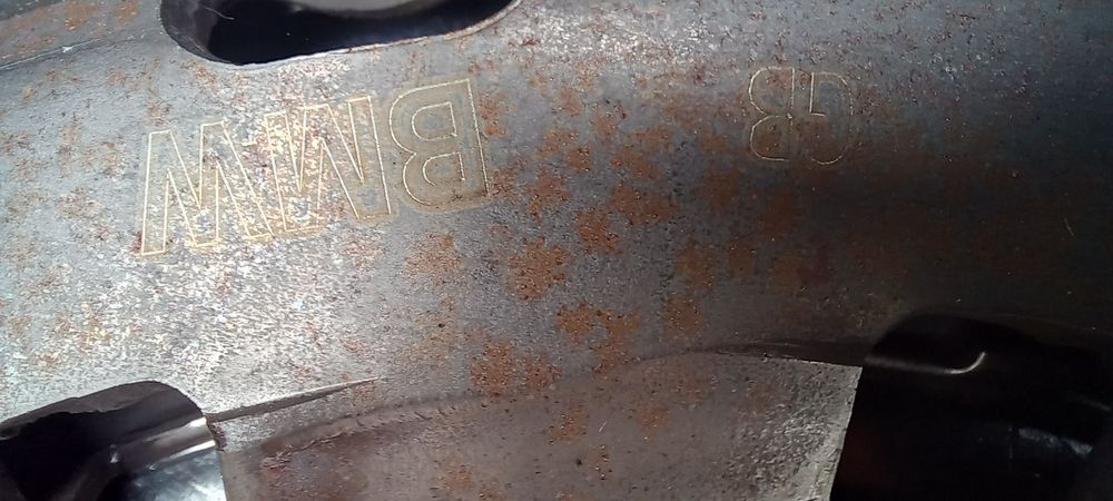 Демпферний маховик взборі щеплення  1217560 bmw e 87-e90 2005-2013