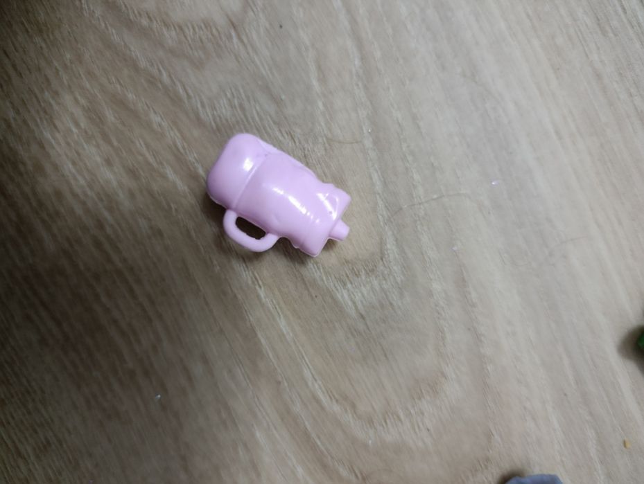 Laleczki imitowanie lalkami lol