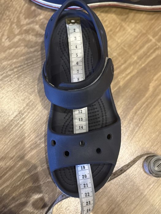 Босоніжки Crocs j3