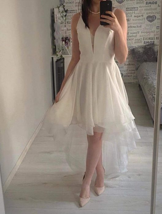 Sukienka z przedłużonym tyłem r.36 -bal,studniówka wesele kolor ecru