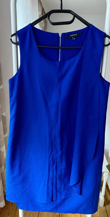 Sukienka kobaltowa Reserved