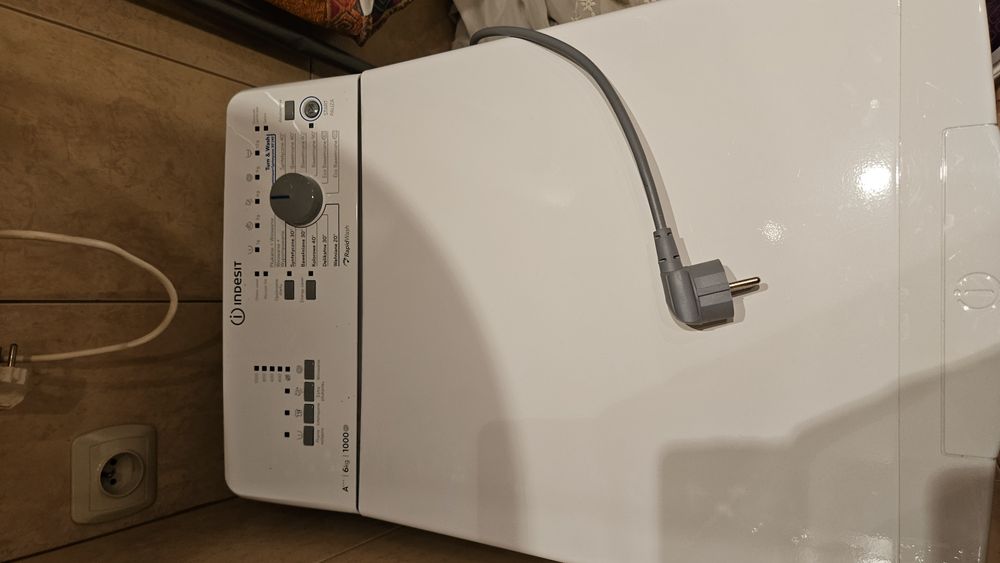 Pralka Indesit ładowana od góry klasa A+++