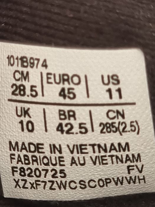 Оригінал 100% чоловічі кросівки asics novablast 5  eur 45