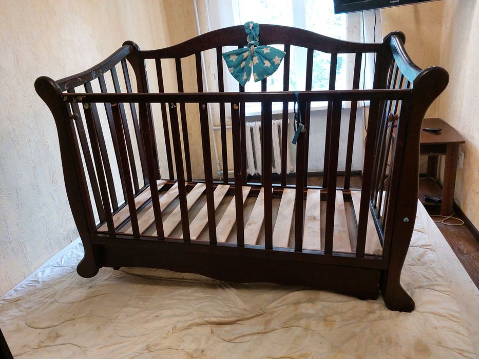 Кровать детская дерево