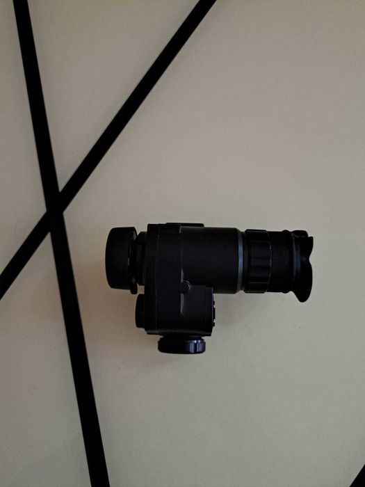 Монокуляр нічного бачення NVG 10