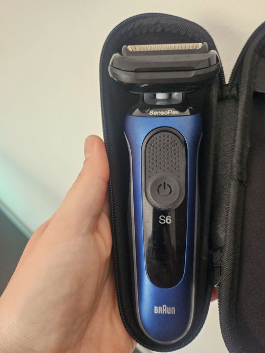 Máquina de Barbear Braun Série 6 61-B1200s SensoFlex - Azul