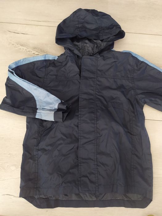 Kurtka Przeciwdeszczowa Wiatrówka Z Kapturem 5-6 lat