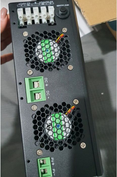 Инвертор MUST PV18-1012 — 1000 Вт, 12 В, чистый синус, MPPT