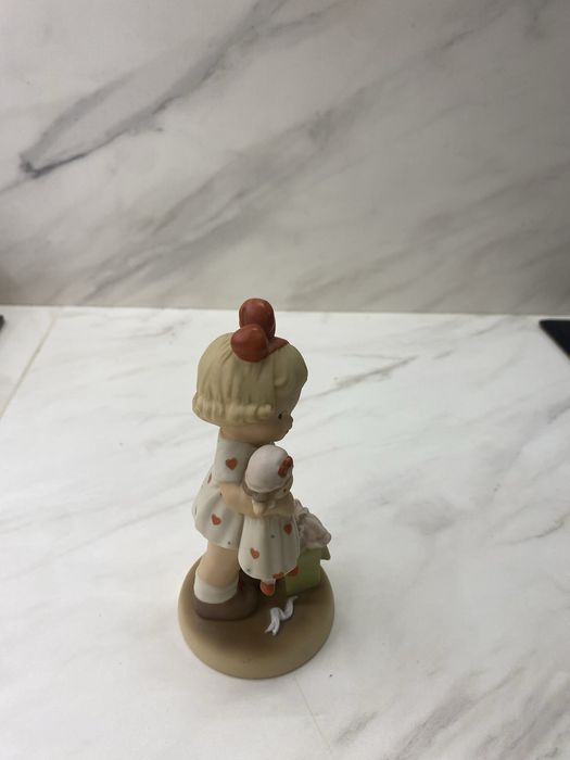 figurka ceramiczna