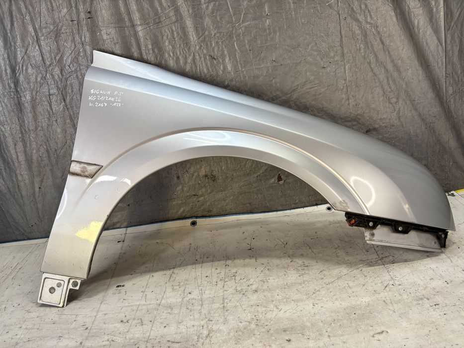 Błotnik Prawy Przedni Opel Signum K: Z157
