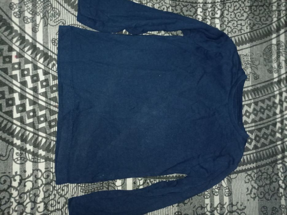 8 camisolas 3/4 anos Prénatal