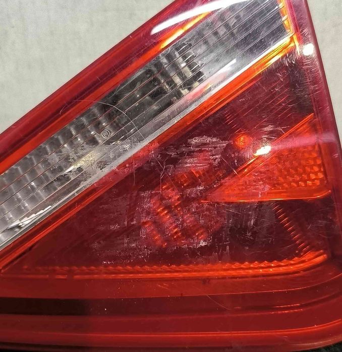 Farolim da Mala Direito 8T0945094 - AUDI A5