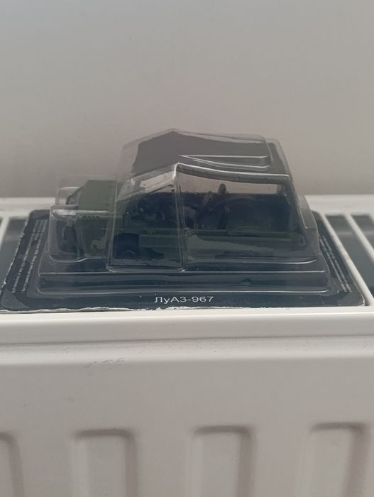 Масштабна модель ЛуАЗ-967