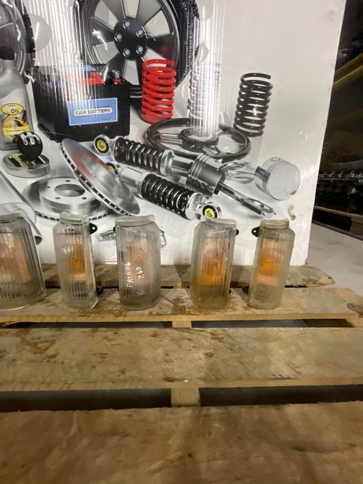 PISCAS ORIGINAIS NISSAN PATROL Y260