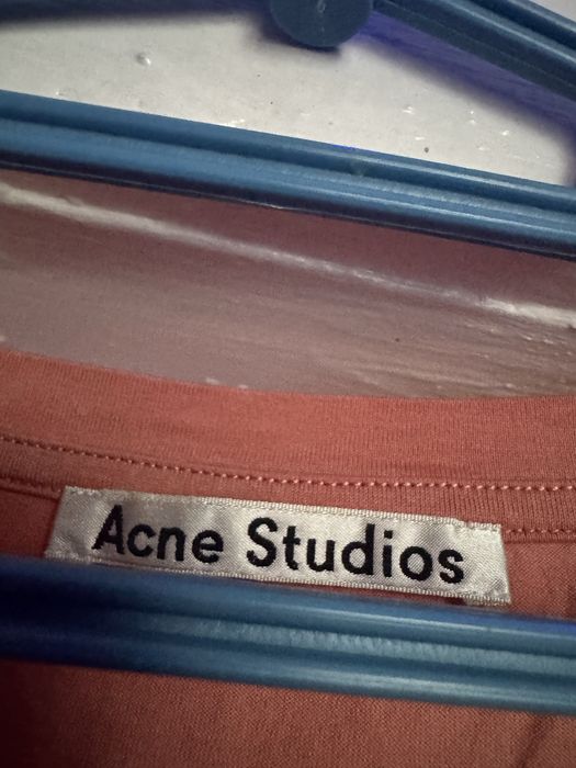 Оригінальна жіноча футболка Acne Studios