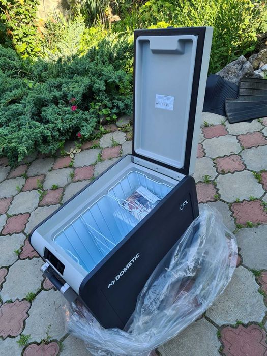 Компрессорный автохолодильник Dometic CFX3 45