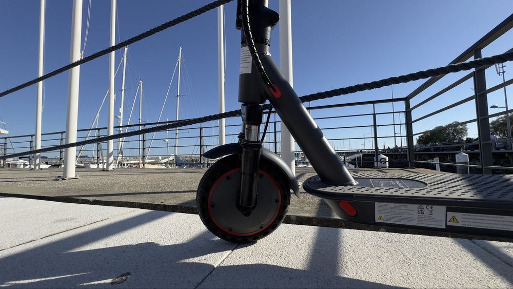 Trotinete eletrica suspensão Aovopro Ap07