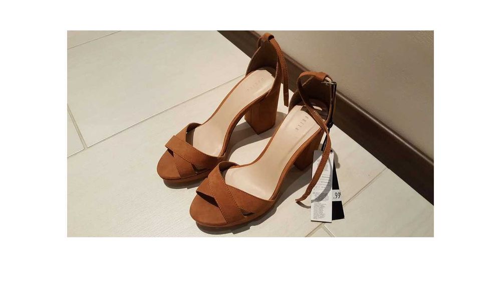 Nowe buty Mohito sandały 39 obcas