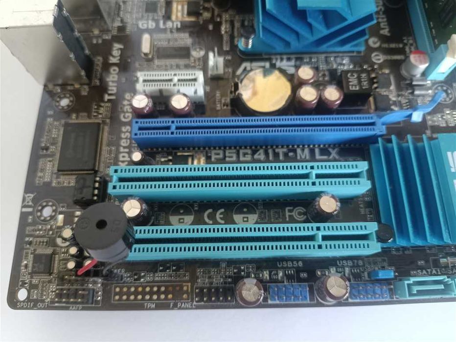 Asus P5G41T-M LX + Xeon E5460 + 8GB Ram