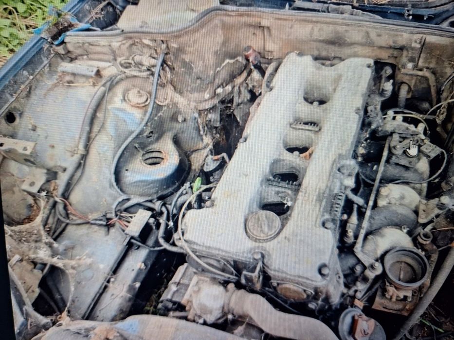 Mercedes 126 silnik benzyna 110.987  pojemnosć 2.8