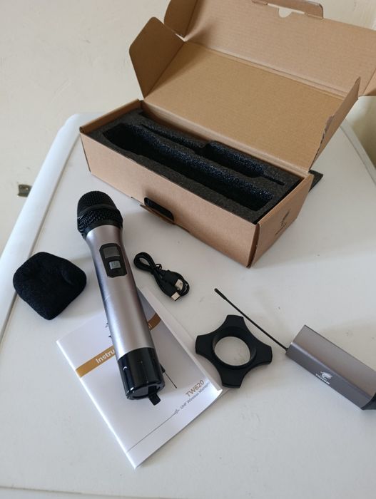 Bezprzewodowy Mikrofon UHF TONOR TW-620 – Idealny do Karaoke, Prezenta