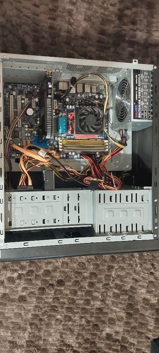 Komputer stacjonarny