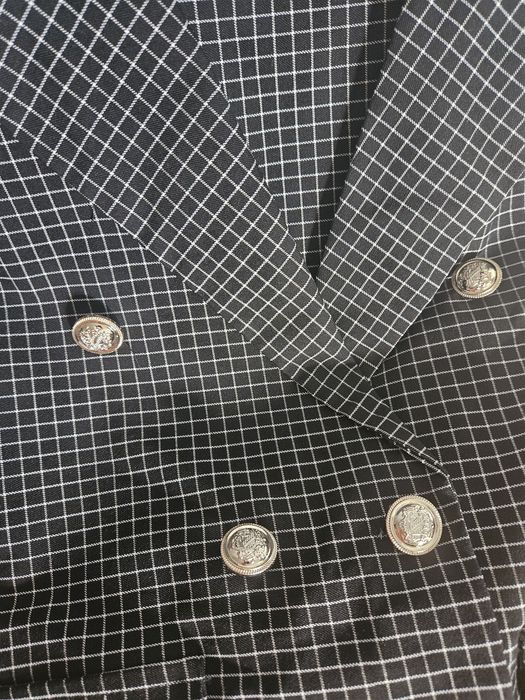Elegancki lekki garnitur czarny S/M kratka złote guziki