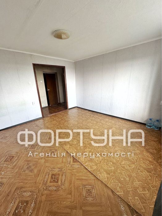 Двокімнатна 52м2, ЦЕГЛА, два балкони!