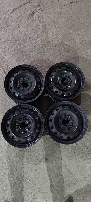 Сталеві диски R14 4x114.3 ET46 DIA 67.1 / Hyundai Kia Mitsubishi