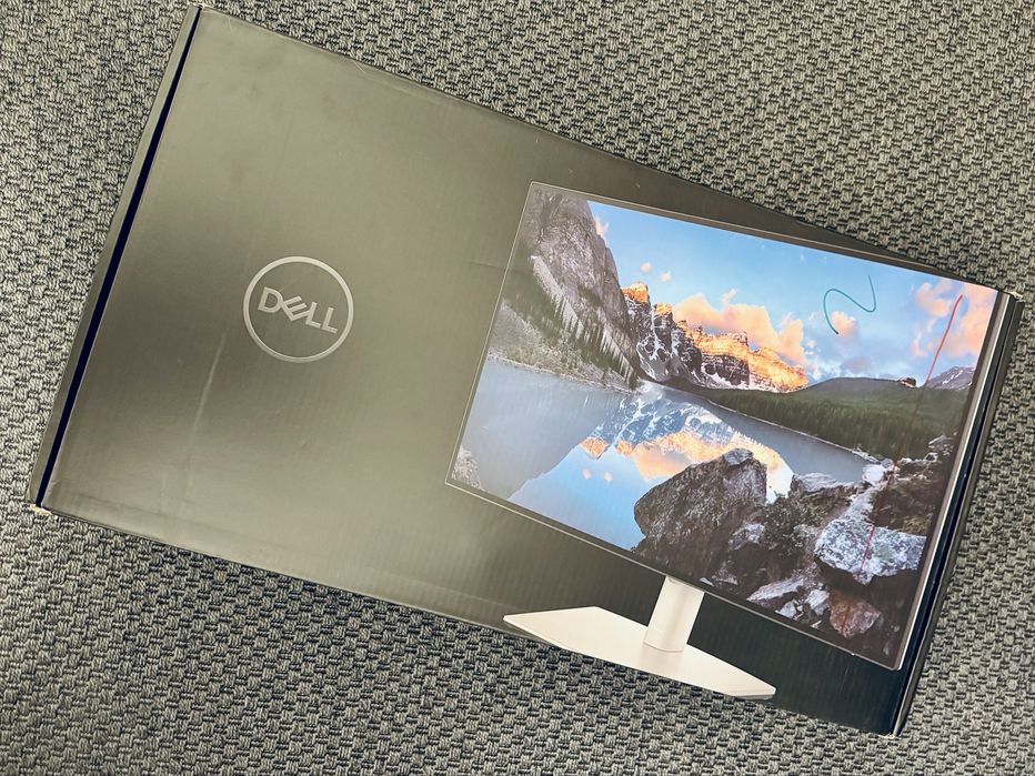 Monitor Dell UltraSharp U2722DE